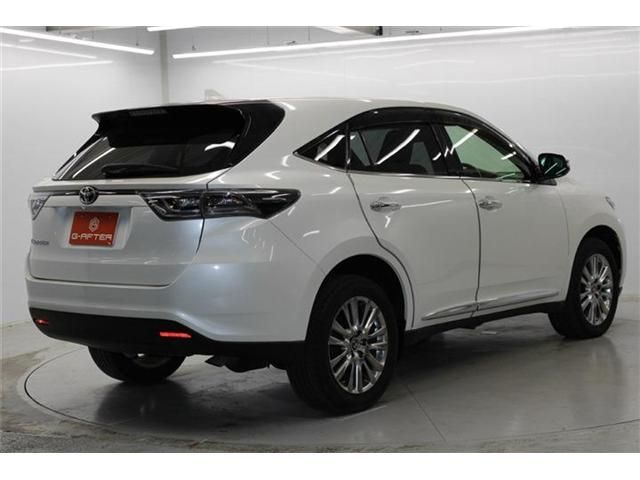 TOYOTA HARRIER 2WD 2014