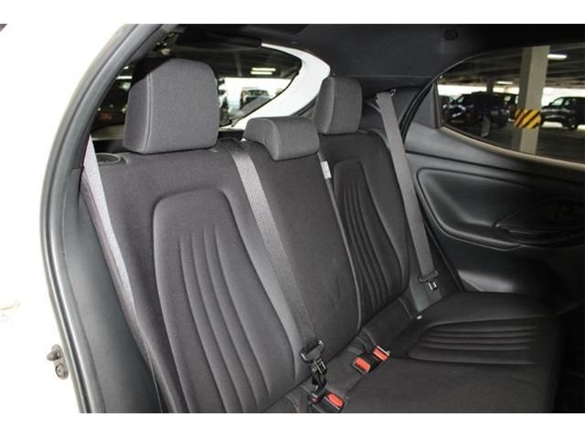 TOYOTA YARIS HYBRID 2020