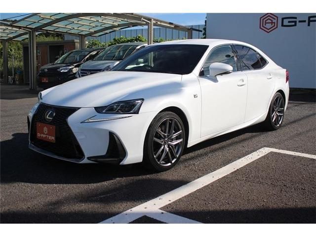 TOYOTA LEXUS IS200t 2017