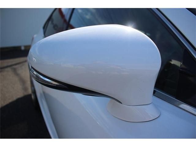 TOYOTA LEXUS IS200t 2017