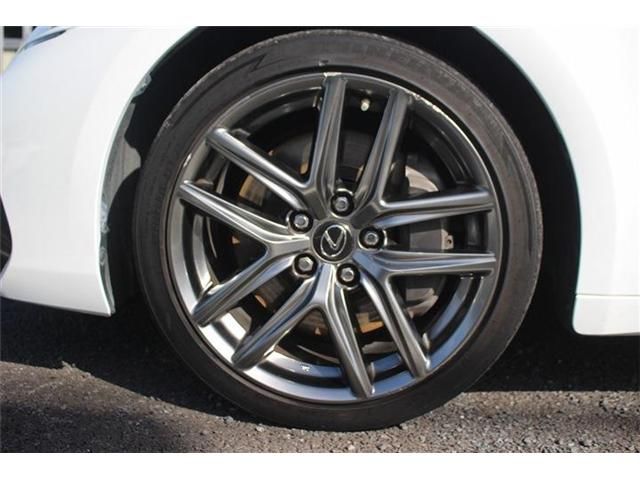 TOYOTA LEXUS IS200t 2017