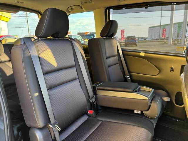 NISSAN SERENA  S-HYBRID 4WD 2016