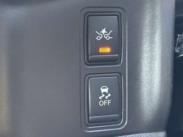 NISSAN SERENA  S-HYBRID 4WD 2016