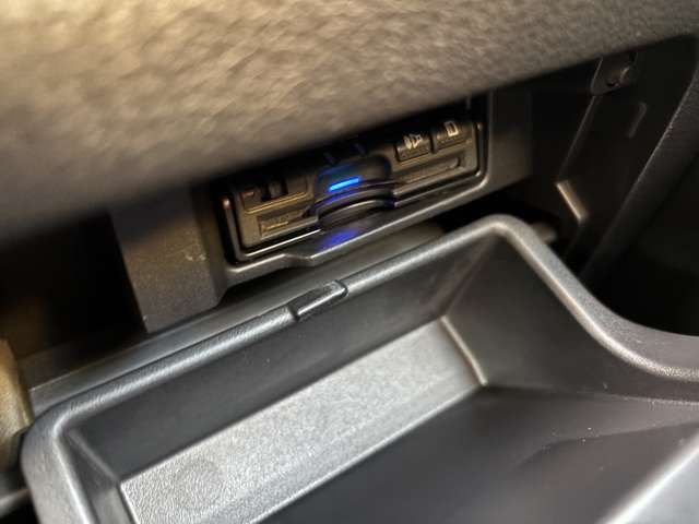 NISSAN SERENA  S-HYBRID 4WD 2016