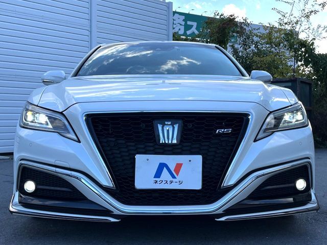 TOYOTA CROWN sedan hybrid 2019