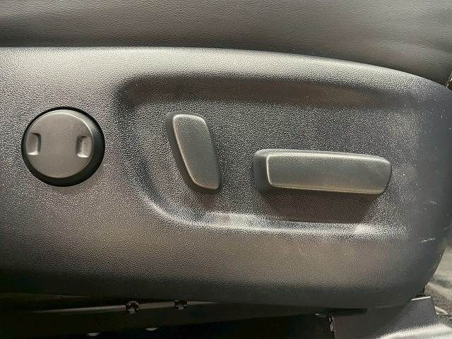 TOYOTA HARRIER 2WD 2018