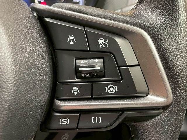 SUBARU FORESTER 2018