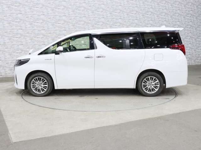 TOYOTA ALPHARD hybrid 4WD 2020