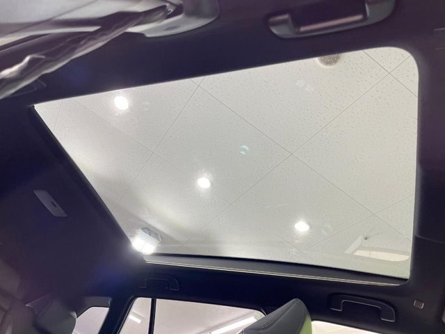 TOYOTA COROLLA CROSS HYBRID 2024