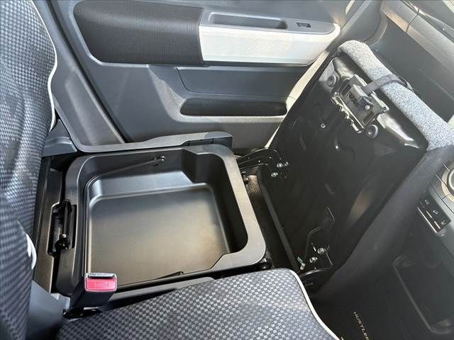 SUZUKI HUSTLER 4WD 2019