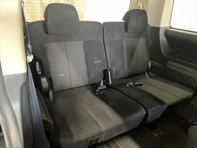 MITSUBISHI DELICA D:5 2WD 2012