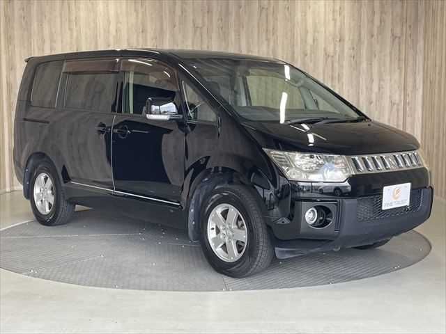 MITSUBISHI DELICA D:5 2WD 2012
