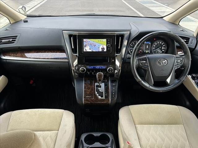 TOYOTA ALPHARD 2018