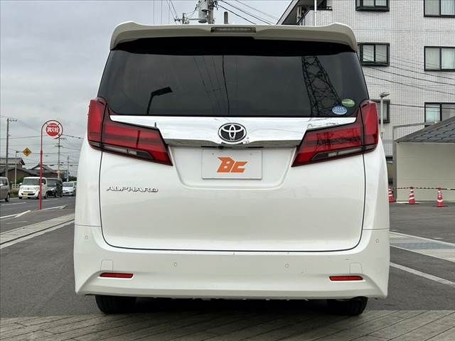 TOYOTA ALPHARD 2018