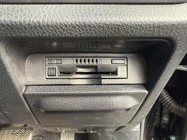 TOYOTA ESQUIRE HYBRID 2019