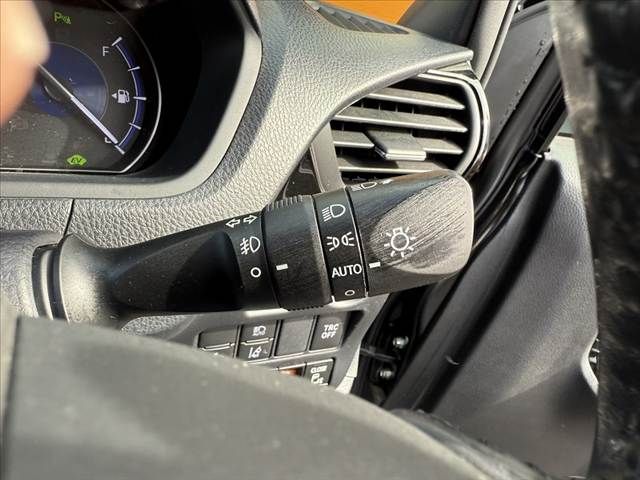 TOYOTA ESQUIRE HYBRID 2019