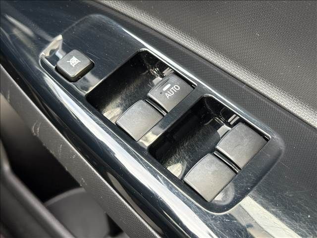 MITSUBISHI MIRAGE hatchback 2017