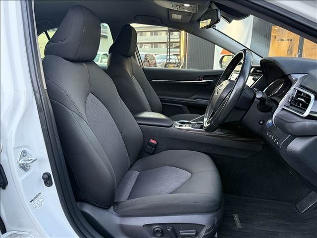 TOYOTA CAMRY HYBRID 2018