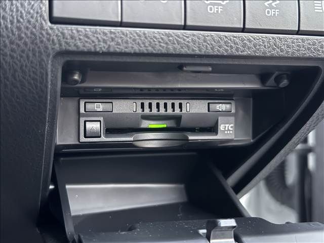 TOYOTA CAMRY HYBRID 2018