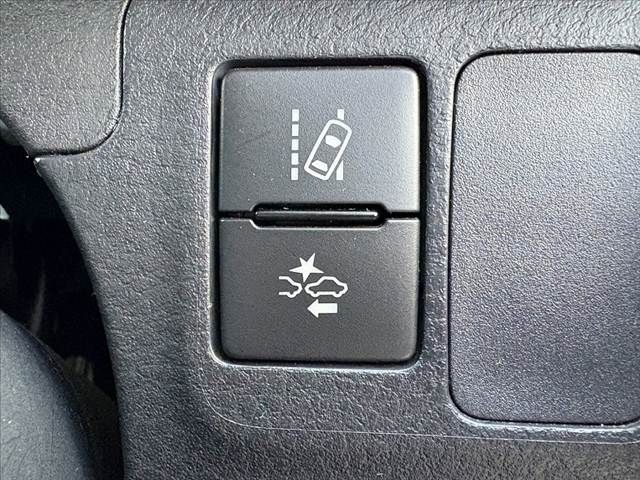 TOYOTA SUCCEED van 2WD 2017