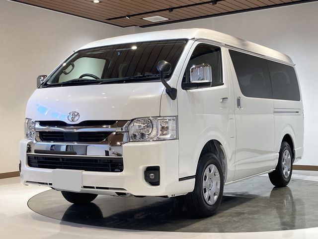 TOYOTA HIACE wagon 4WD 2025