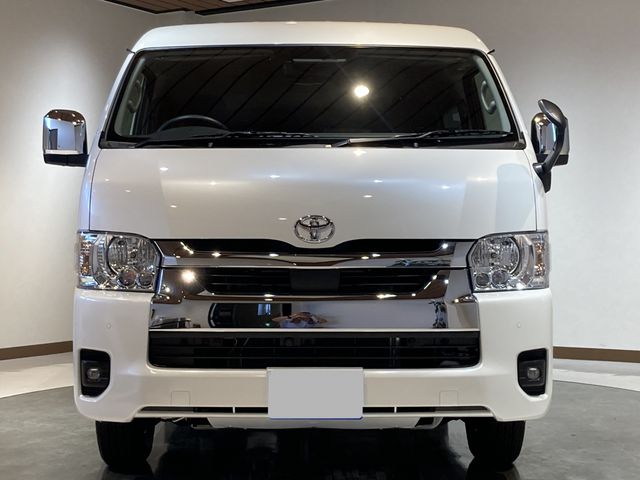 TOYOTA HIACE wagon 4WD 2025