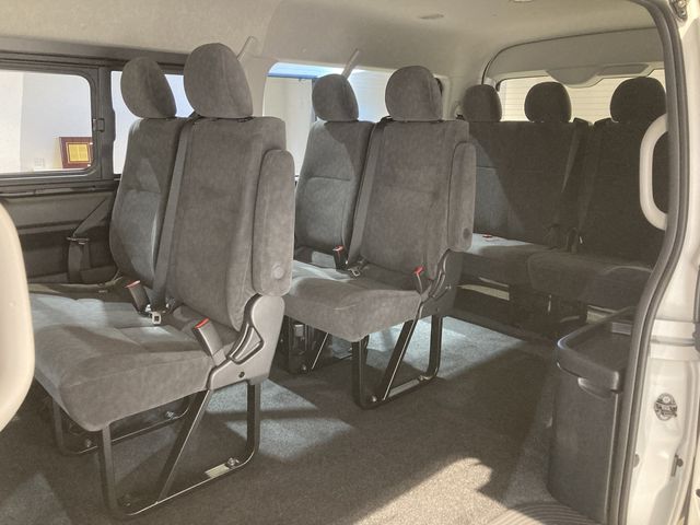 TOYOTA HIACE wagon 4WD 2025