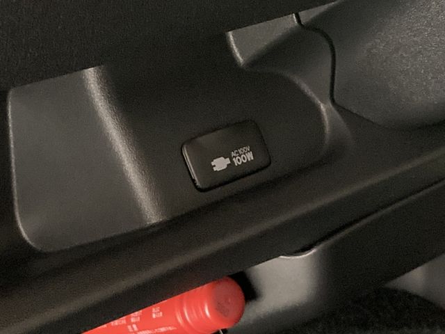 TOYOTA HIACE wagon 4WD 2025