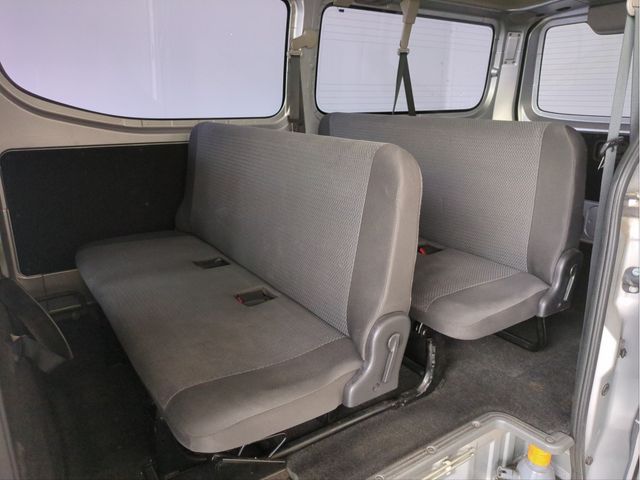 NISSAN NV350 CARAVAN 4WD 2013