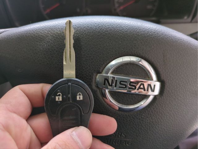 NISSAN NV350 CARAVAN 4WD 2013