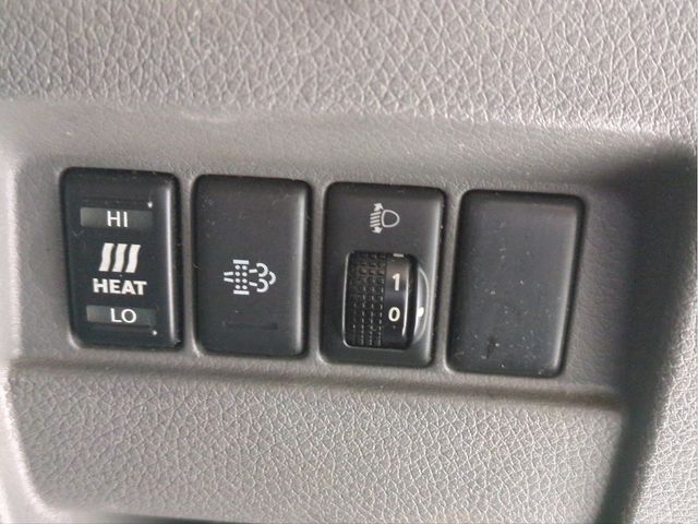 NISSAN NV350 CARAVAN 4WD 2013