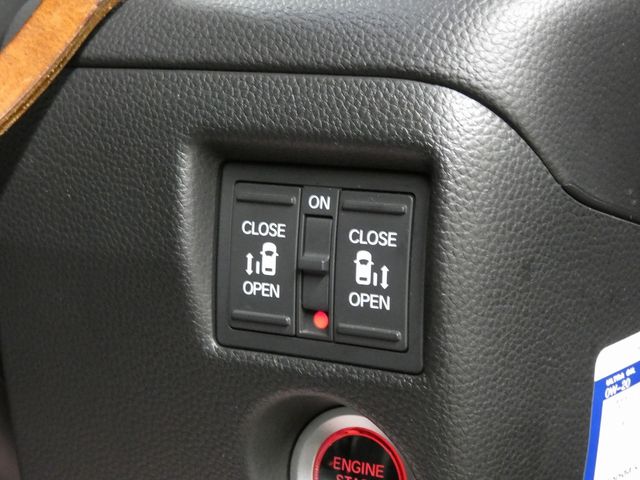 HONDA N BOX CUSTOM 4WD 2021