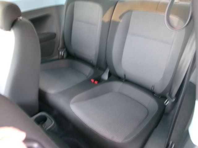 VOLKSWAGEN VOLKSWAGEN The BEETLE 2014