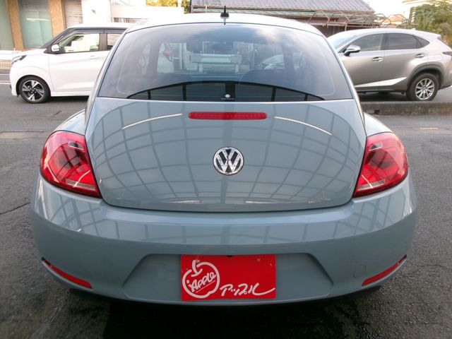 VOLKSWAGEN VOLKSWAGEN The BEETLE 2014
