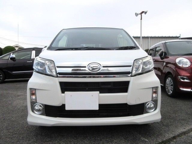 DAIHATSU MOVE CUSTOM 2013