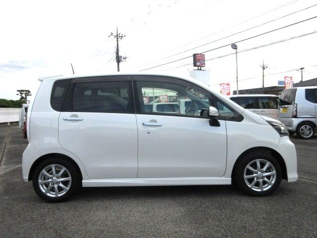 DAIHATSU MOVE CUSTOM 2013