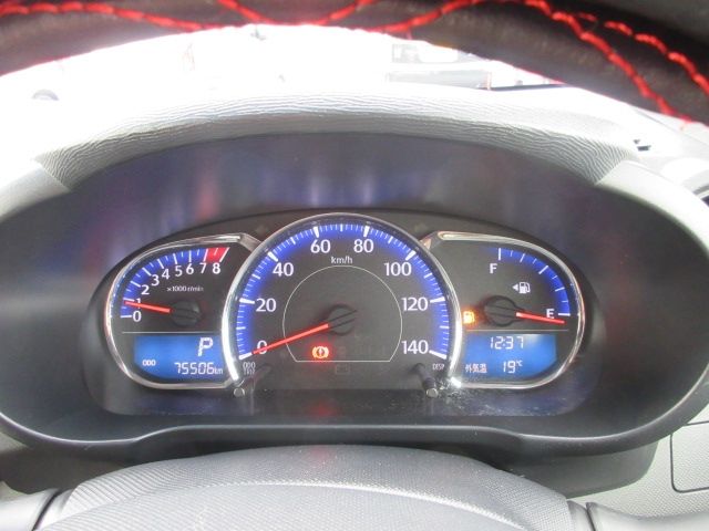 DAIHATSU MOVE CUSTOM 2013