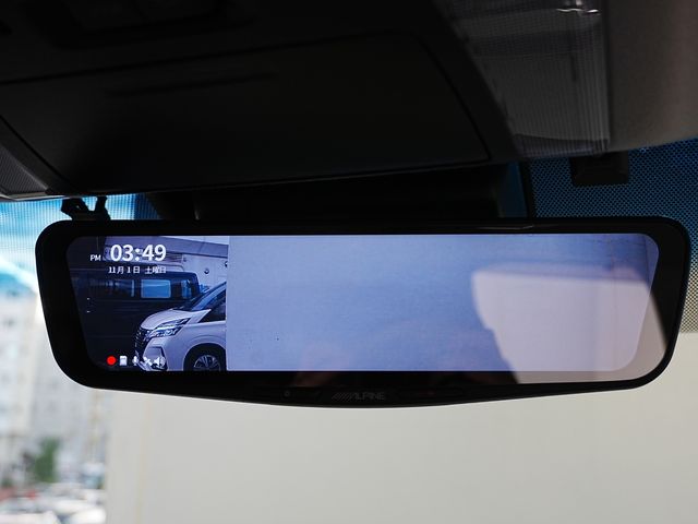 TOYOTA VELLFIRE 2019