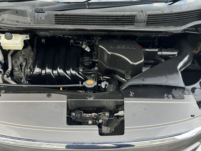 NISSAN SERENA  WG 2011