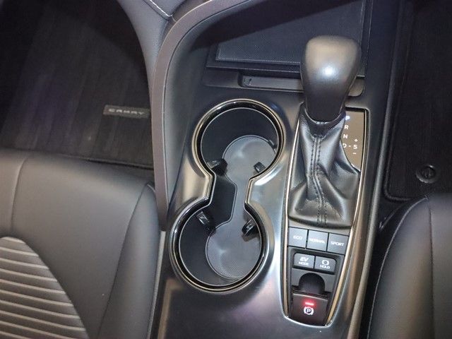 TOYOTA CAMRY HYBRID 2019