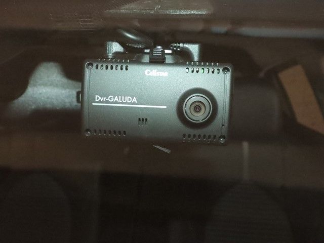 TOYOTA CAMRY HYBRID 2019