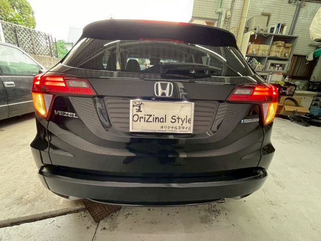 HONDA VEZEL HYBRID 2014