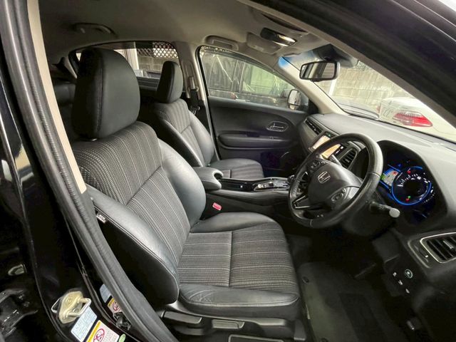 HONDA VEZEL HYBRID 2014