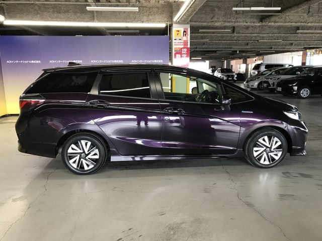 HONDA SHUTTLE HYBRID 2021
