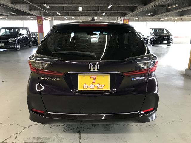 HONDA SHUTTLE HYBRID 2021
