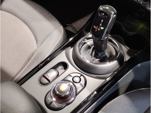 BMW MINI COOPER D CLUBMAN 2021