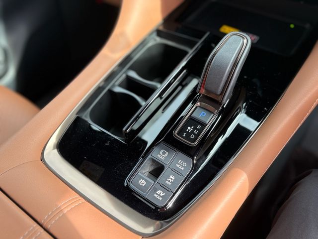 TOYOTA VELLFIRE  HYBRID 2024