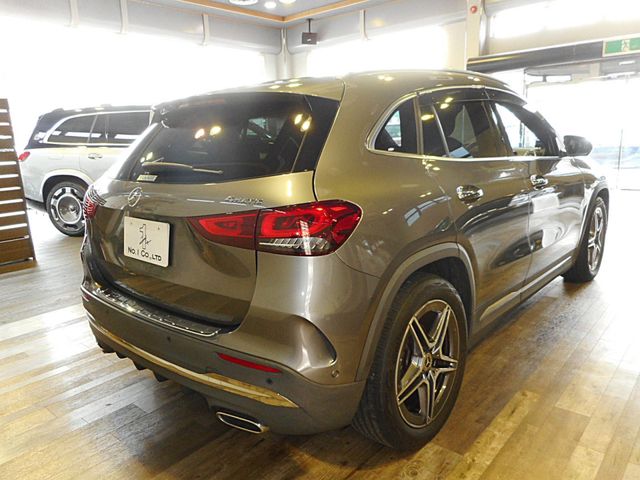 MERCEDES BENZ MERCEDES BENZ GLA class 2021