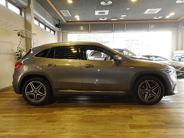 MERCEDES BENZ MERCEDES BENZ GLA class 2021