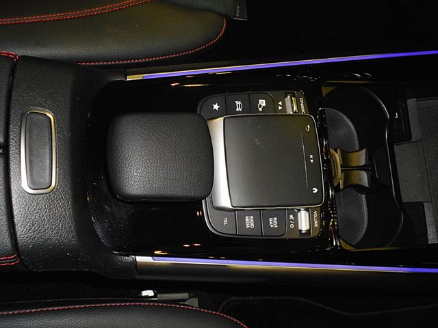 MERCEDES BENZ MERCEDES BENZ GLA class 2021